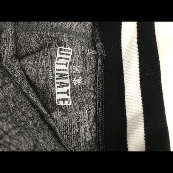 Marble Victoria’s Secret Leggings - Picture 3 of 5